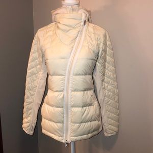 Lululemon warm puffer coat